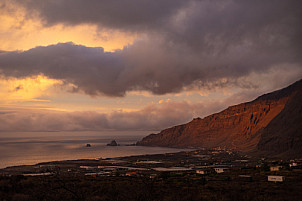 sunset frontera - el hierro