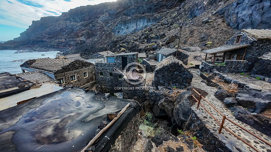 pozo de las calcosas - el hierro