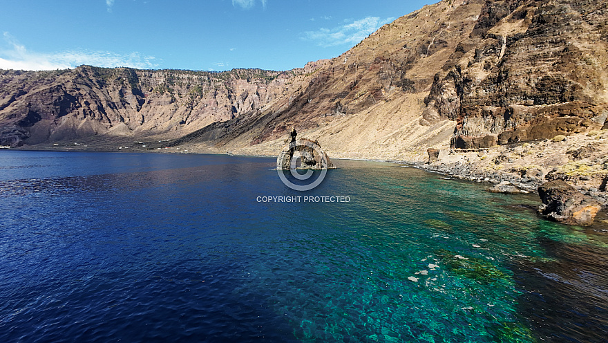 Roque de la Bonanza - El Hierro