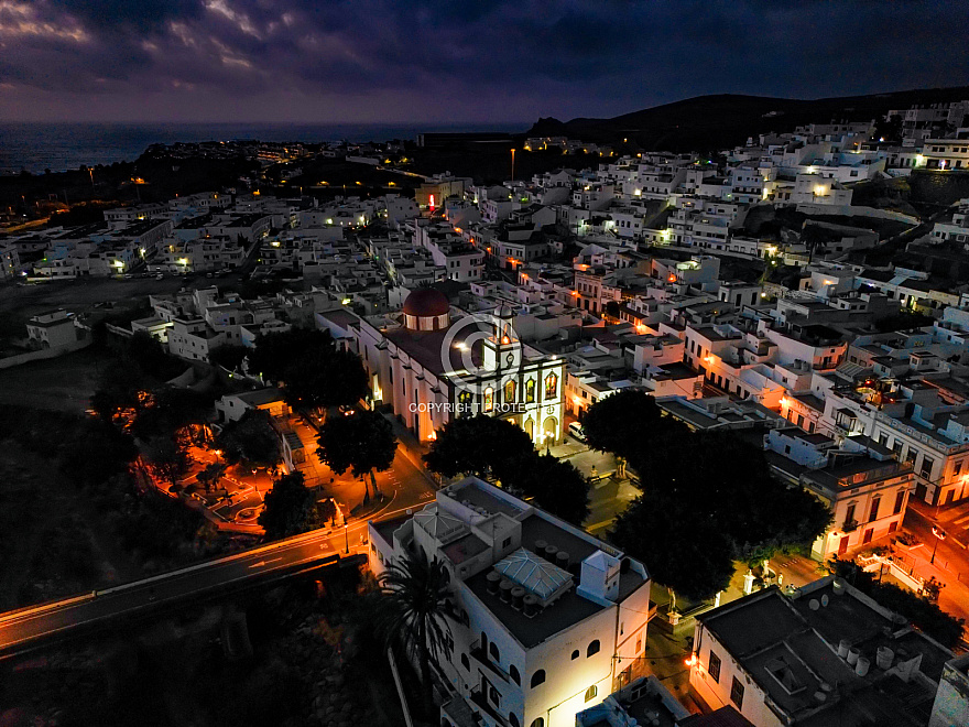 Agaete by night