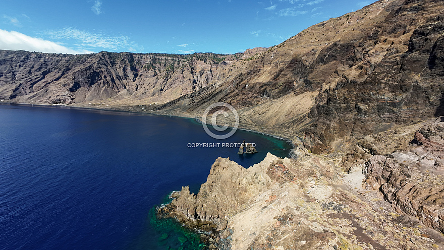 Roque de la Bonanza - El Hierro