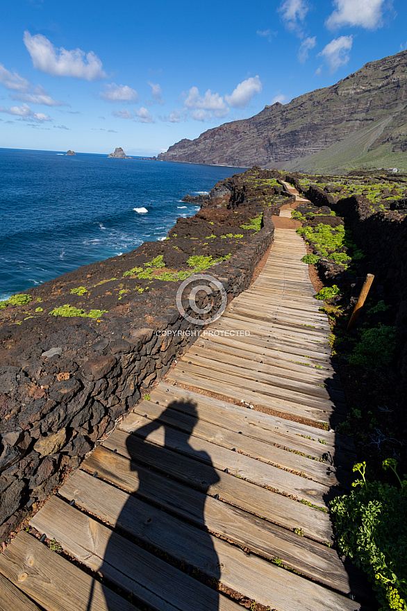 Sendero Lieral de Las Puntas - El Hierro