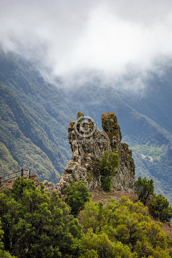 Mirador de Jinama - el hierro