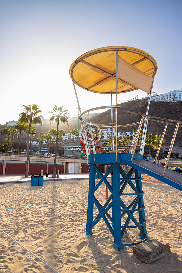 Playa de Amadores