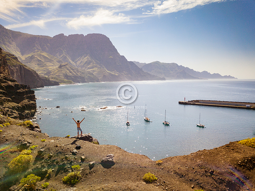 Sailing yachts in Puerto de las Nieves - Gran Canaria