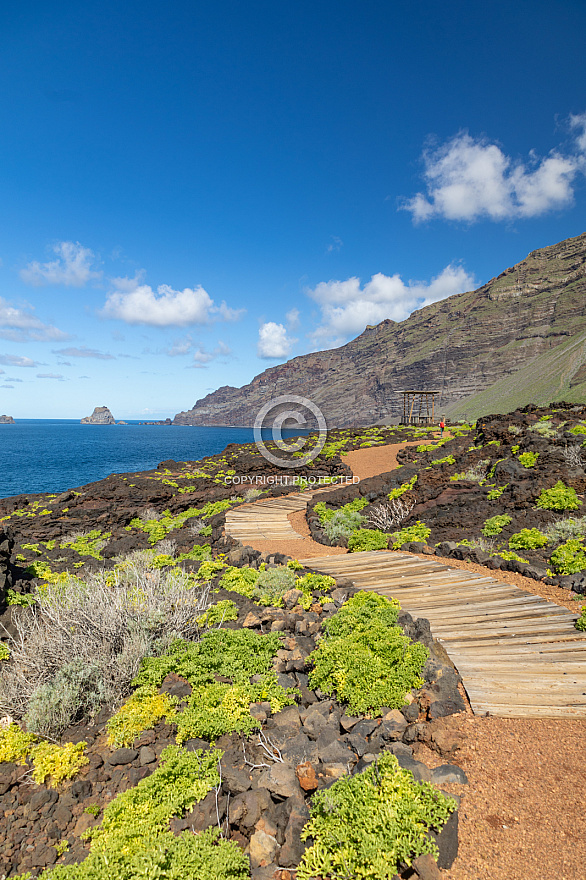 Sendero Lieral de Las Puntas - El Hierro