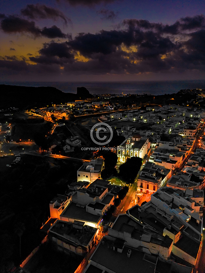 Agaete by night