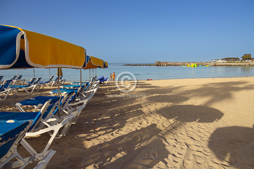 Playa de Amadores