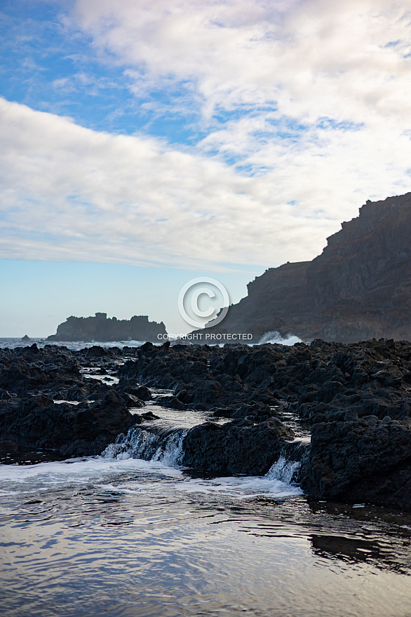 pozo de las calcosas - el hierro