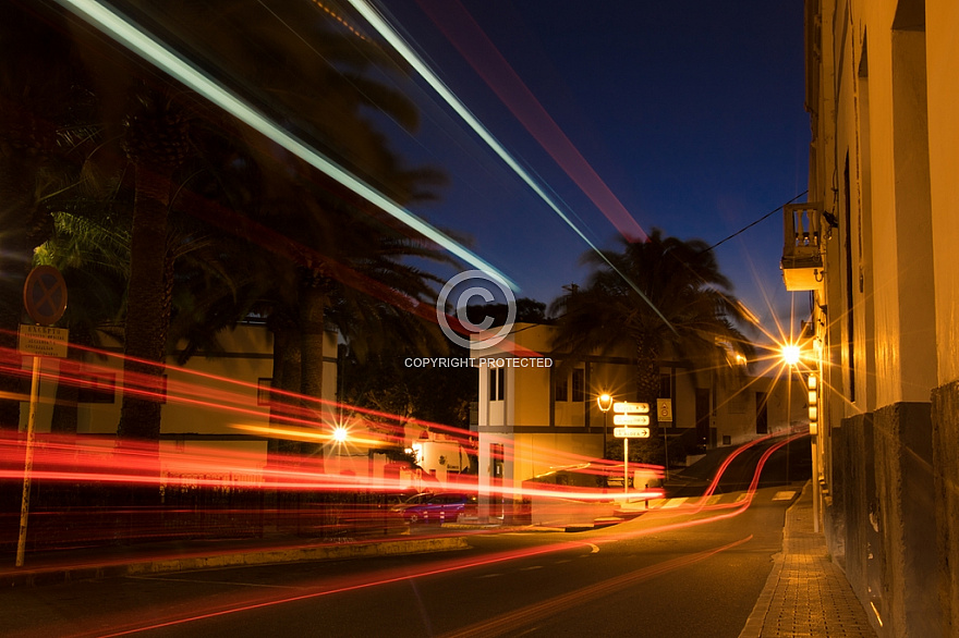 Evening traffic in Agaete