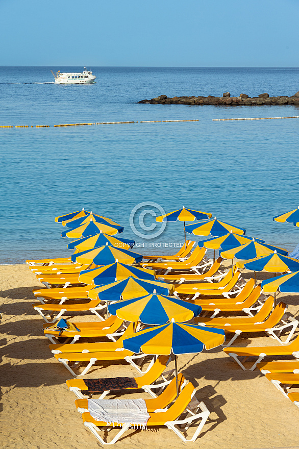 Playa de Amadores