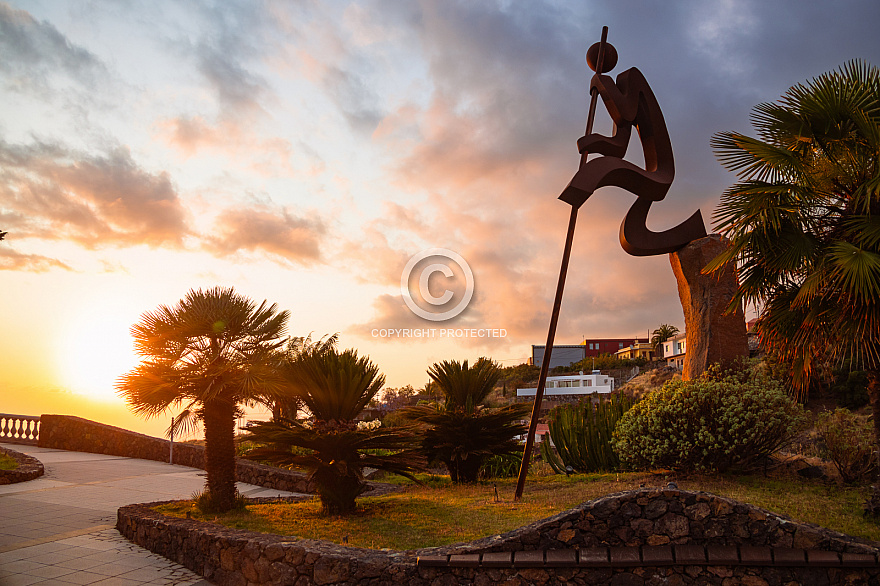 La Palma: Monumento Al Salto del Pastor