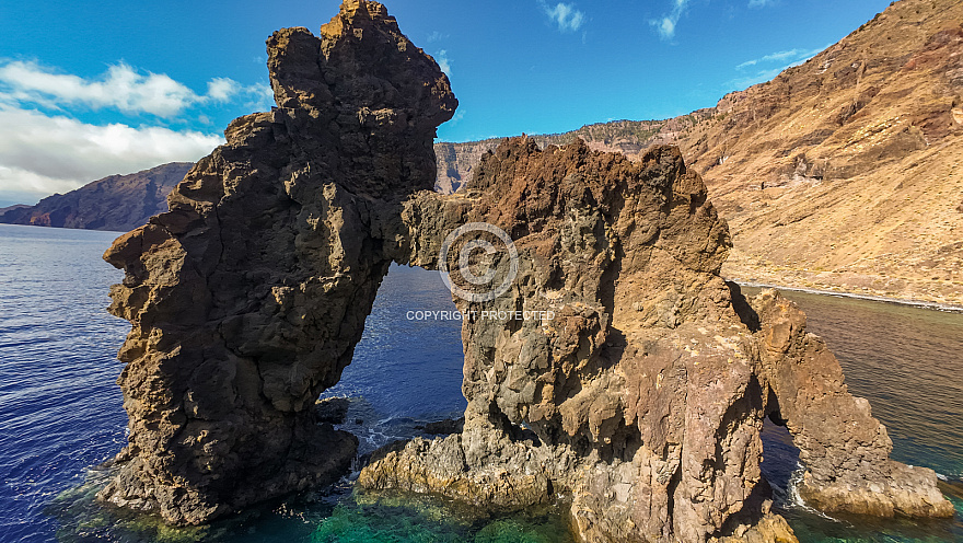 Roque de la Bonanza - El Hierro