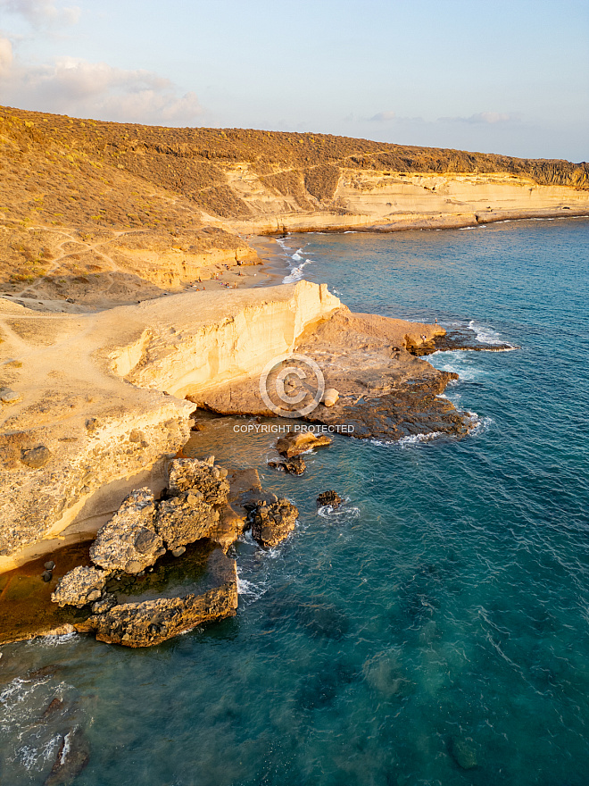 Playa Diego Hernández (spaghetti beach)