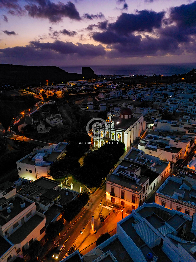 Agaete by night