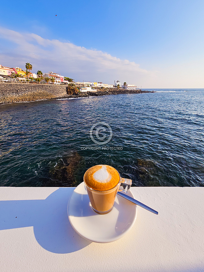 Cafe cortado en La Caleta de Tenerife