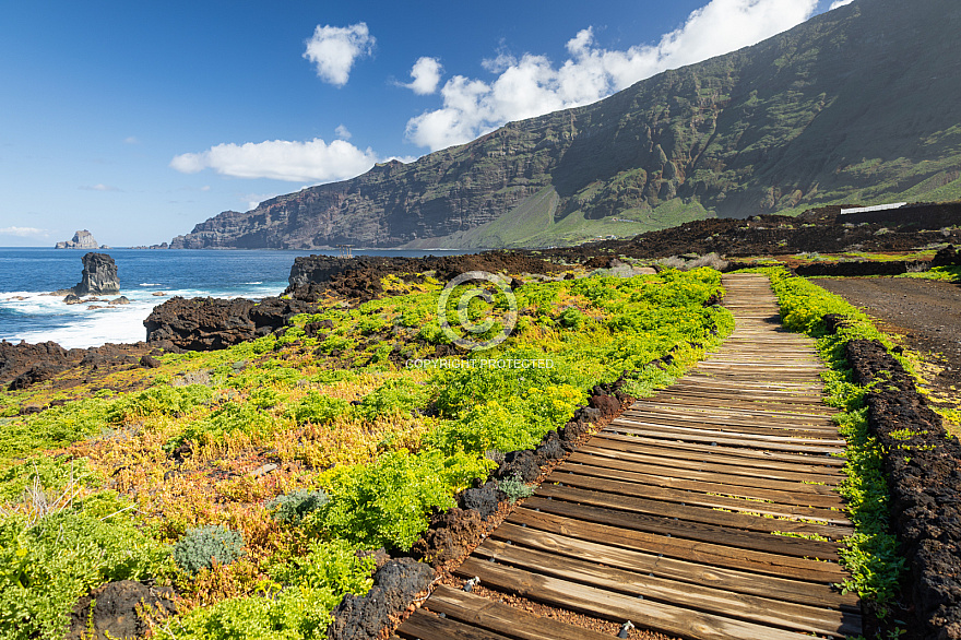 Sendero Lieral de Las Puntas - El Hierro